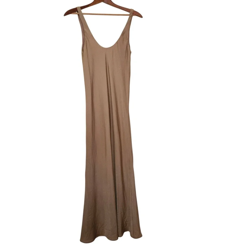 Line & Dot Ariel Scoop Neck Sleeveless Maxi‎ Satin Dress Camel Tan Small